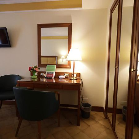 Hotel Il Chiostro By Lvg Hotel Collection Verbania Room photo